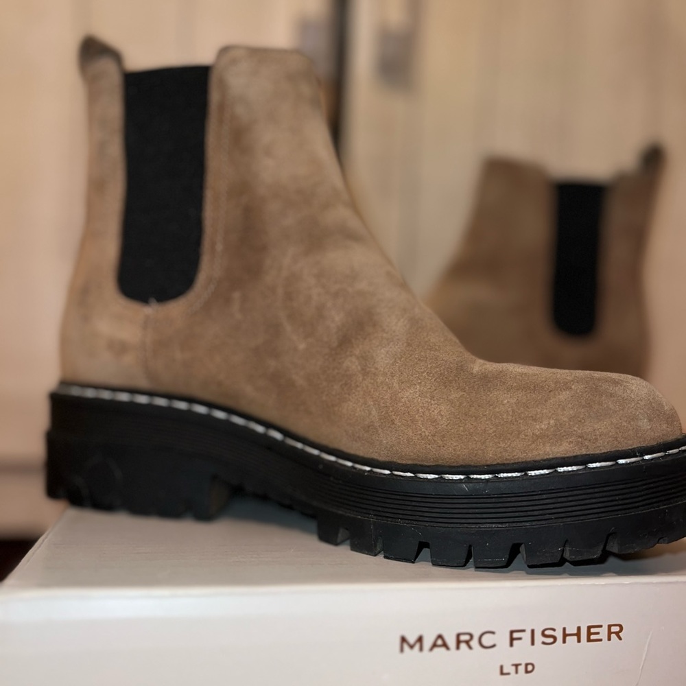 Marc Fisher LTD Padmia Chelsea Boot- gently used